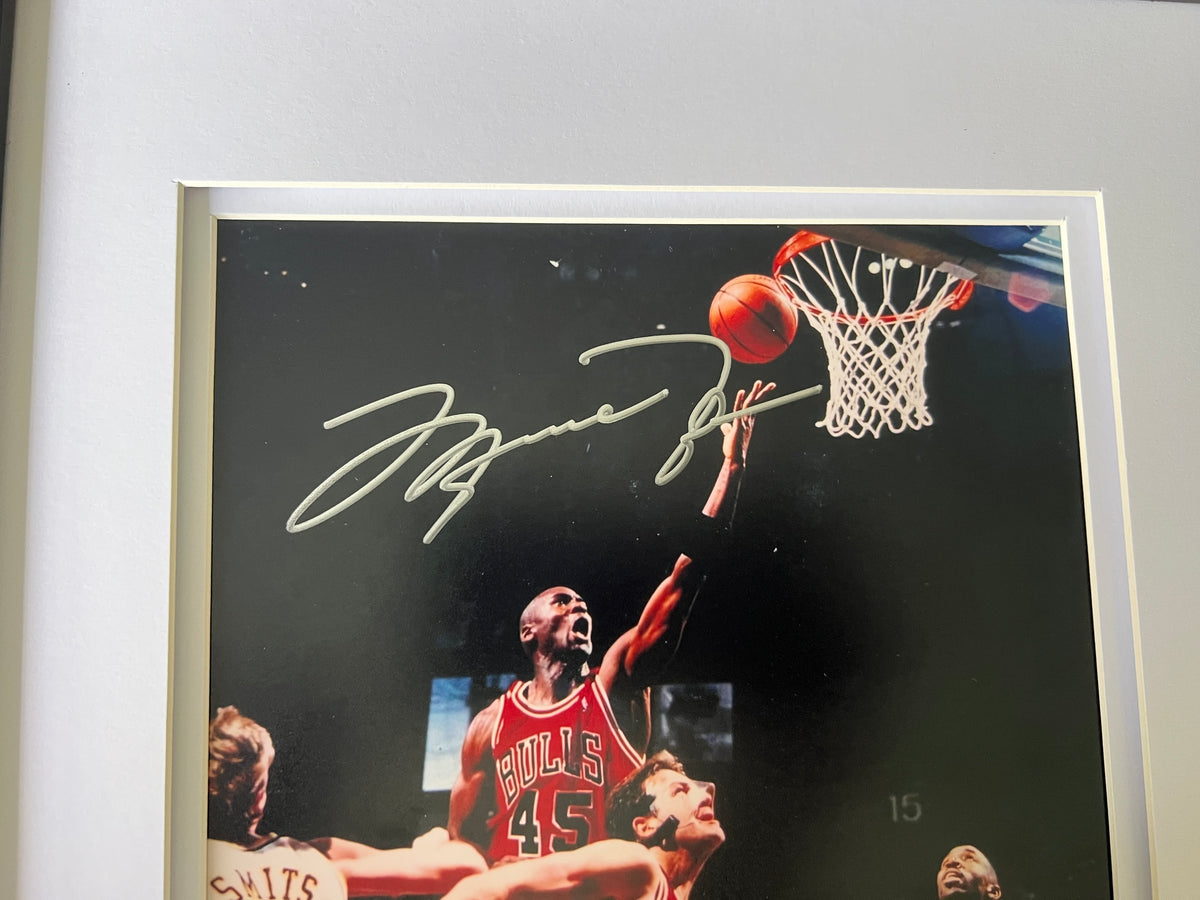 Signed Michael Jordan UDA 8x10 - I'm Back