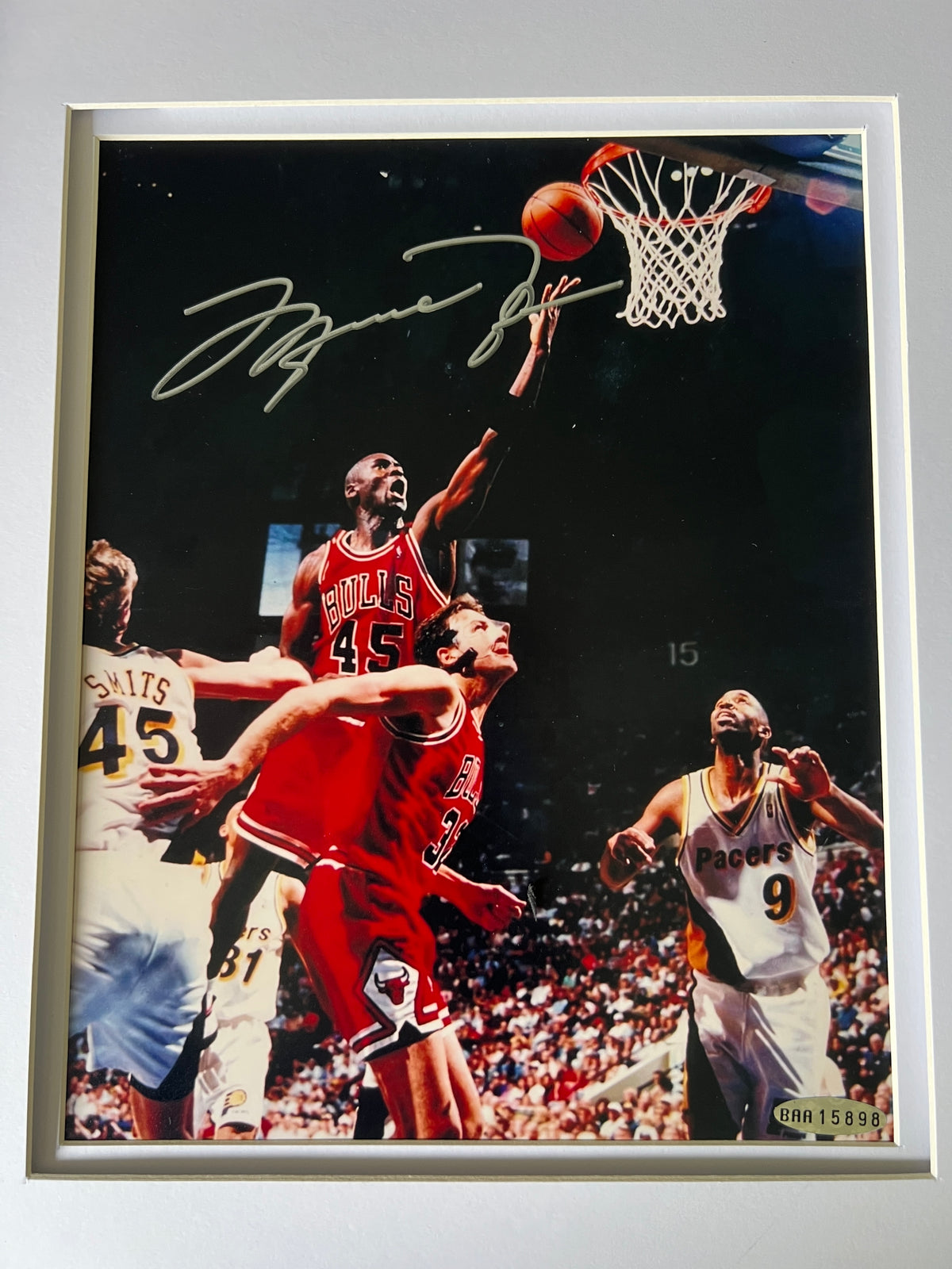Signed Michael Jordan UDA 8x10 - I'm Back